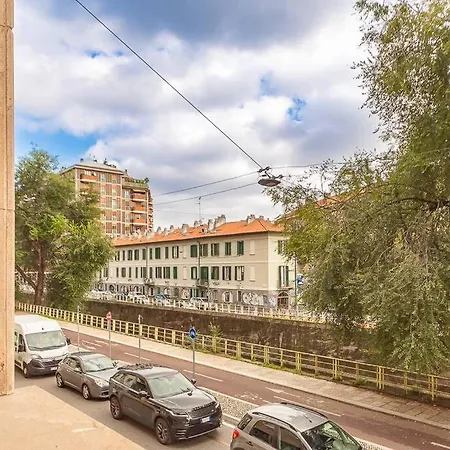 Navigli-naba Metro Romolo, Canal View アパート